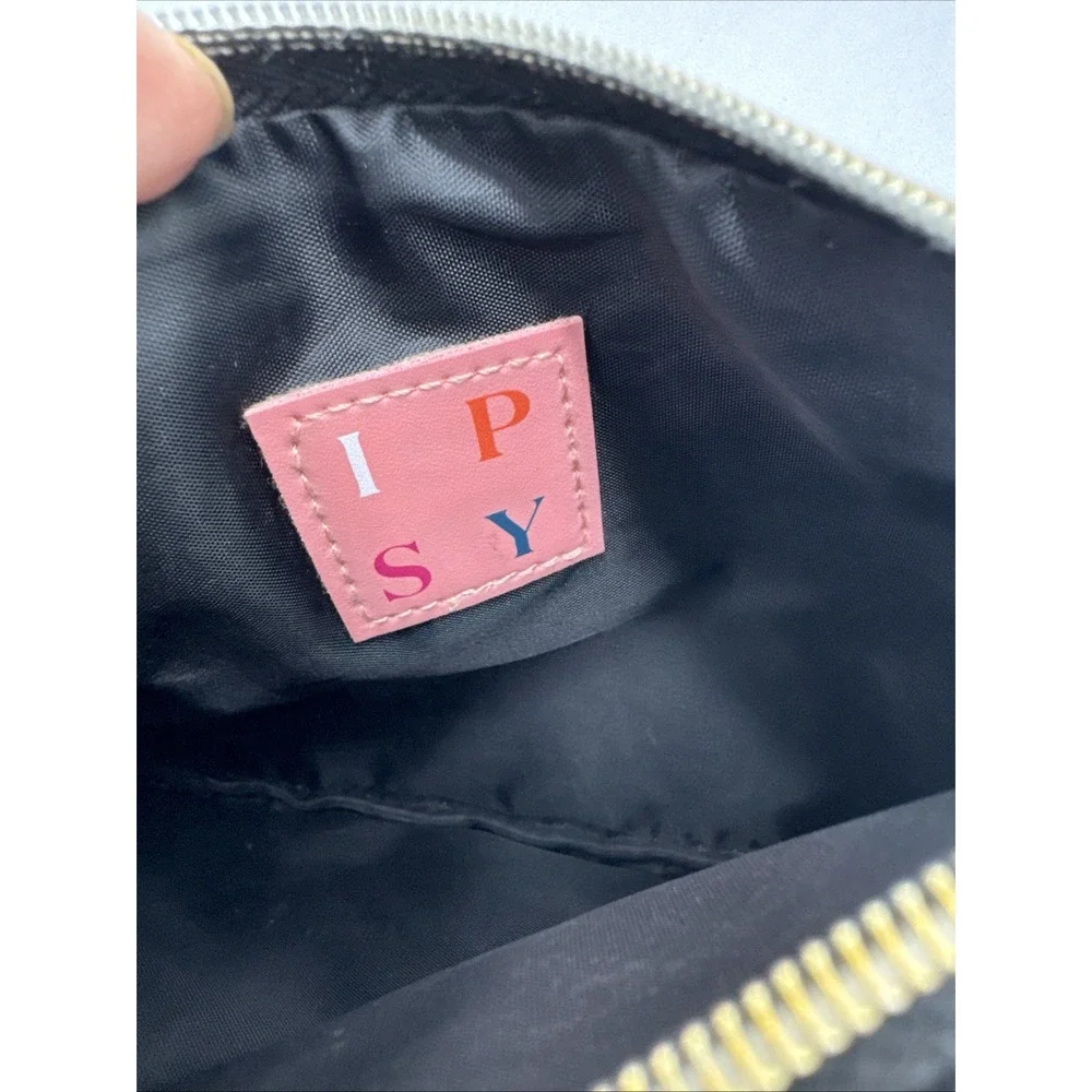 IPSY MAKEUP BAG YOU'RE MAGIC 7 1/4 x 4 3/4 Moon & Star Zipper Pull